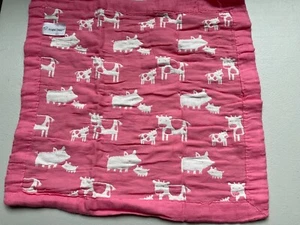 New Angel Dear Jacquard Muslin Burp Farm Animals - Picture 1 of 3