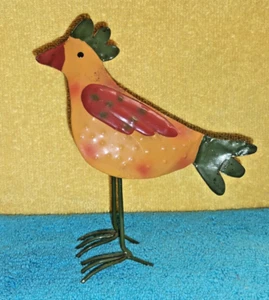 Estatuilla de gallo rústica tallada a mano de latón pintado - Imagen 1 de 3