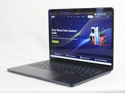 Apple Macbook Air 13.6" Midnight Laptop - 8GB RAM 256GB SSD M2 2022 Model (U) - Image 1 of 4