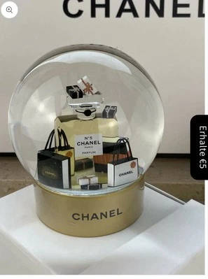 Chanel Gold Limited Ediction Snow Globe, Schneeparfüm Globe, Perfume Detail