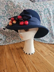 Vintage Navy Frank Olive Frank's Girl Felt Wool Hat Cherries Millinery Fruit - Picture 1 of 6