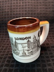 TAZA RECUERDO London SKYLINE Beige Marrón Borde Cerámica 12 Onzas Envío Gratis - Imagen 1 de 6