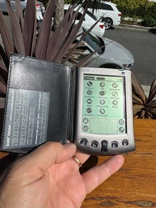 PALM V PDA 3Com Portable Data Assistant Device - Photo 1 sur 5