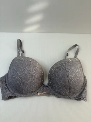 Sujetador push up con pedrería Victoria's Secret Dream Angels talla 38 C Foto 1 de 4