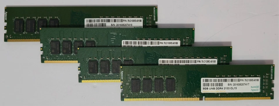 32GB 4x8GB Apacer DDR4 UDIMM 78.C1GM3.4010B LPV106 2133 cl15 - Image 1 of 1