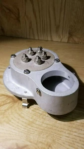 One (1) Eimac SK-500 (4X1000A) Vacuum Tube Socket Air-System For HIGH-POWER heat - Picture 1 of 8