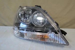 ✅ 2001 2002 2003 Lexus rx300 HALOGEN Headlight Lamp Light Right PASSENGER AFTRM - Picture 1 of 10