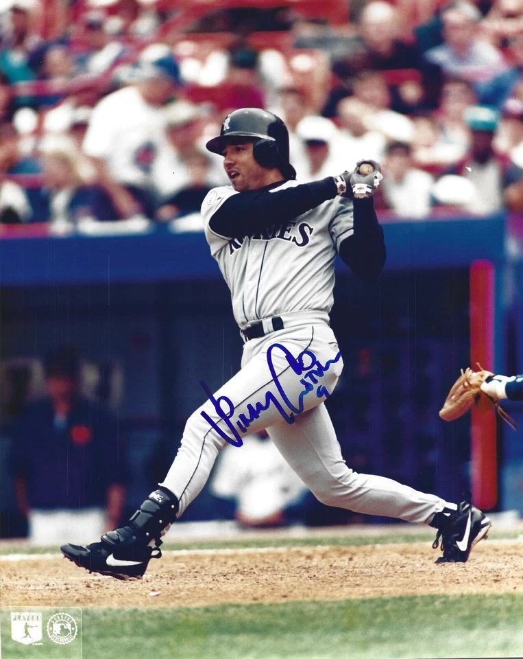 Фотография Винни Кастильи с автографом 8x10 — MLB Rockies Braves Astros — с сертификатом подлинности - Изображение 1 из 1