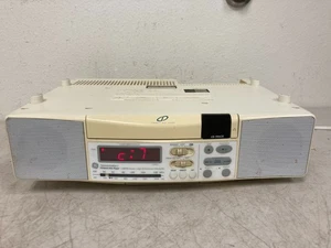 GE Spacemaker Undercabinet AM/FM Radio CD Player Light – Model 7-4290G - Picture 1 of 14