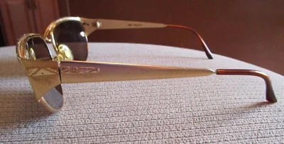 ВИНТАЖНЫЙ LAURA BIAGIOTTI МАТОВЫЙ ЗОЛОТОЙ СОЛНЦЕЗАЩИТНЫЕ ОЧКИ ИТАЛИИ T636/S - Изображение 1 из 4