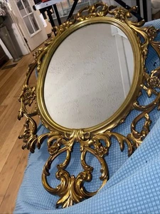 Vintage großer Syroco verzierter Gold Roll Wandspiegel Hollywood Regency Dart Ind - Bild 1 von 1