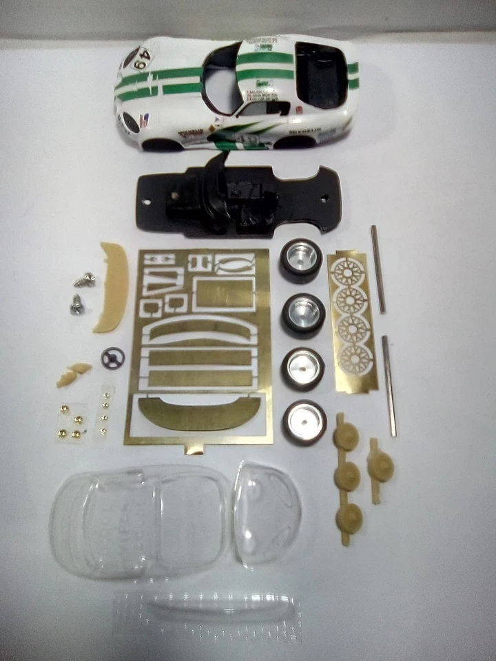 kit Provence Moulage 1/43 Dodge Viper gts lm 1996 parzialmente montato - Immagine 1 di 1