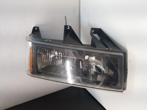 NOS Passenger Side Head Lamp For 2004-2014 Chevy Colorado GMC Canyon 19209126 - Picture 1 of 9