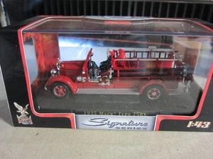 1935 MACK TYPE 75BX FIRE ENGINE RED 1/43 DIECAST MODEL BY ROAD SIGNATURE 43001 - Picture 1 of 5