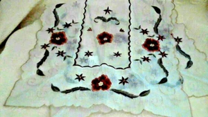 Embroidered Table Runner Doilie 17.5" x 34" Scalloped Edges Gold Sheer Fabric - Picture 1 of 7
