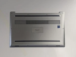 Dell XPS 15 9550 9560 Silver Bottom Base Chassis Housing Grey 0YHD18 AM1BG000703 - Picture 1 of 3