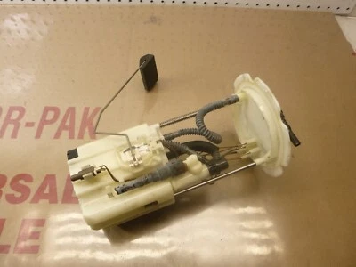 Bomba de combustible de gasolina 09-10 Infiniti G37 M35 M45 OEM 17040EJ81A Foto 1 de 4