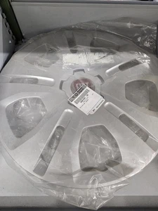 Coppa ruota 16" nuova ed originale per Fiat Talento - 6000619999 - Imagen 1 de 2