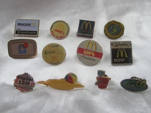 Menge 12 Vintage McDonalds Mitarbeiter Werbung Promo Pins leicht gebraucht gemischt - Bild 1 von 24