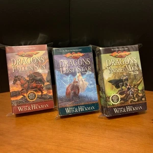 DragonLance: Complete War of Souls Trilogy: Fallen Sun, Lost Star, Vanished Moon - Bild 1 von 6