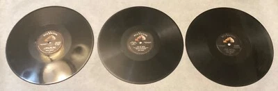 ELVIS PRESLEY 78 RPM LOT OF 3 - Image 1 of 4