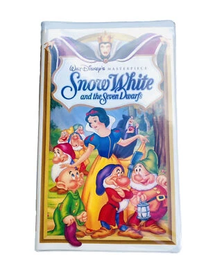 Snow White and The Seven Dwarfs VHS Proof of Purchase Attached MASTERPIECE RARE - Image 1 of 4