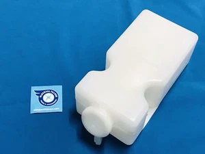 ZF FORD FAIRLANE ZG WINDSCREEN WIPER WASHER BOTTLE NEW - Picture 1 of 5