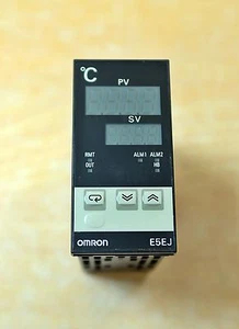 Omron Temperature Controller E5EJ-A2H02-301 - Picture 1 of 3