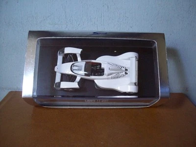 1/43 SPARK S0628 CAPARO T1 2007 IN WHITE - Image 1 of 4