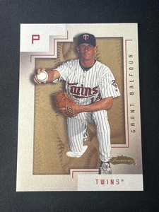 2001 Fleer Showcase #158 Grant Balfour #/2000 - Picture 1 of 2