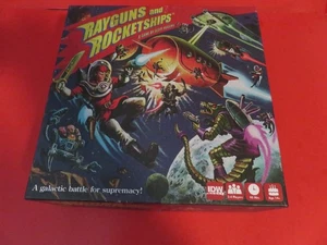 IDW Spiele Rayguns und Raketenschiffe Brettspiel gebraucht - Bild 1 von 10