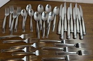 Oneida USA  Rattan Stainless Flatware Forks Knives Spoons 33 Pieces - Picture 1 of 11