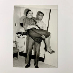 Muhammad Ali & His Mother 1960 Photo Postcard Charles Teenie Harris - Picture 1 of 8