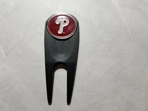 Golf/ Philadelphia Phillies Double Sided Ball Marker with Divot Tool - New!! - Picture 1 of 2