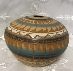 Vintage Navajo Signed Pottery Vase Artist Signed Green Blue Orange Brown - Picture 1 of 6