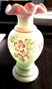 Fenton Lotus Mist Burmese Glass VASE Limited Ed 95th Anniversary Signed E Lowe - Picture 1 of 5