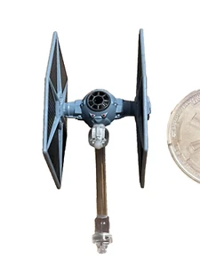 Star Wars Die Cast Tie Fighter nave espacial modelo de vehículo exclusivo de Disney Store - Imagen 1 de 6