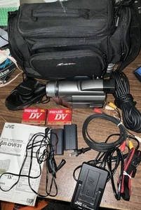 JVC GR-DVF31U MiniDV Video Camera+ Titanium Lens/Case/Charger/Cords/Tapes/Manual - Picture 1 of 11