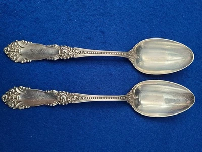 Две овальные суповые ложки из стерлингового серебра с узором ЛАМАРКИЗ ОТ REED & BARTON - Изображение 1 из 4