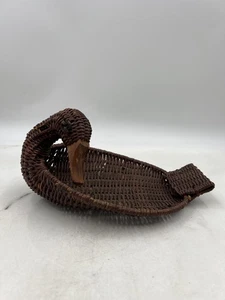 Vintage Wicker Duck Basket Brown Handwoven Home Decor Trinket Catchall 13" Long - Picture 1 of 10