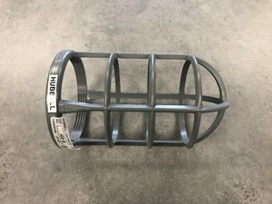 Hubbell VCG-15 Cast Aluminum Light Bulb Guard - Picture 1 of 4