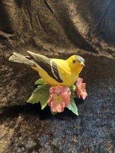 Vintage Lenox American Goldfinch Garden Bird Collection Porcelain READ - Picture 1 of 9