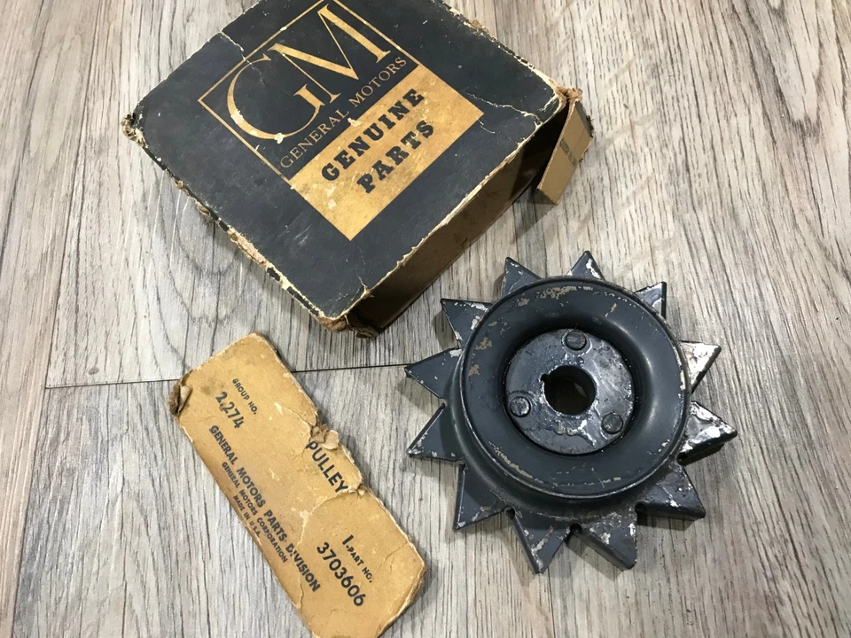 1955 CHEVROLET CHEVY BEL AIR 210 NOMAD NOS GM POLIA DE VENTILADOR GERADOR 3703606  - Imagem 1 de 3