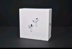 Apple AirPods Pro 2nd Generation with MagSafe Wireless Charging Case (USB‑C)... - Photo 1 sur 5