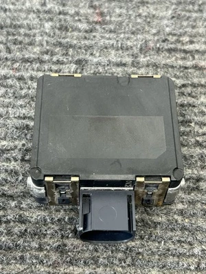 OEM 2019 VOLKSWAGEN JETTA CRUISE CONTROL DISTANCE SENSOR RADAR 3QF907561C - Image 1 of 4