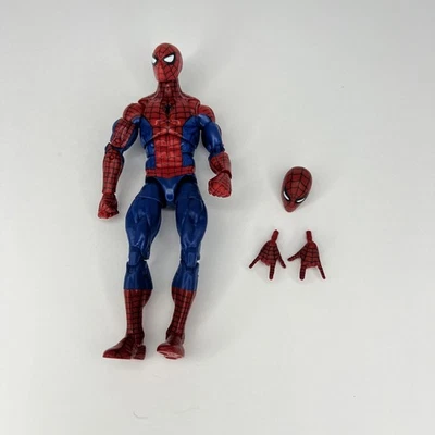 Figura de acción Hasbro Marvel Legends Retro Spider-Man Serie 1 completa Foto 1 de 4