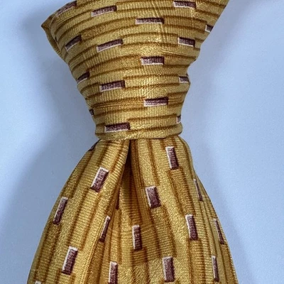 Ermenegildo Zegna Tie Mens 100% Silk Gold Geometric Hand Made Italy Necktie - Image 1 of 4