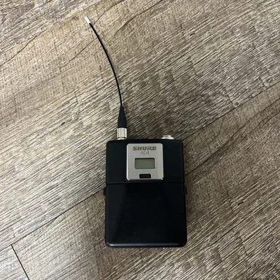 Shure AD1 Wireless Bodypack Transmitter G57 470-616MHz - Image 1 of 4