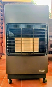 Stufa DeLonghi a gas gpl 3 mattoni - Foto 1 di 5