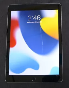 Apple iPad Air 2, A1566, A8X, 2GB, 16GB, Wi-Fi, 9.7",Space Gray- Cracked Screen - Picture 1 of 7